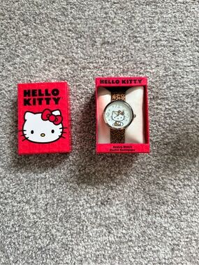 Hello Kitty Leopard Print Analog Watch – New in Original Packaging